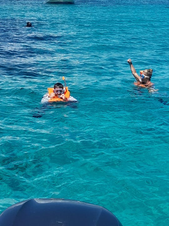 Nassau: Swimming Pigs, Snorkeling, Island Hopping, Private Boat Tour