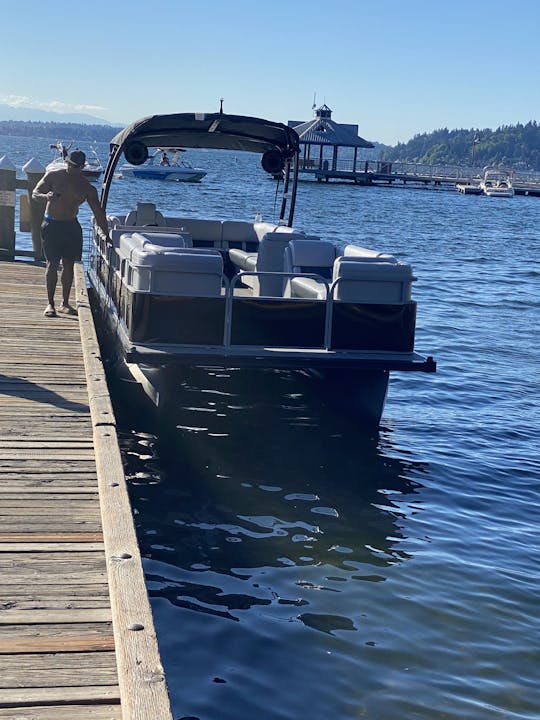 Aquapatio Godfrey Ponton de 30 pieds - Le plus grand ponton du lac !