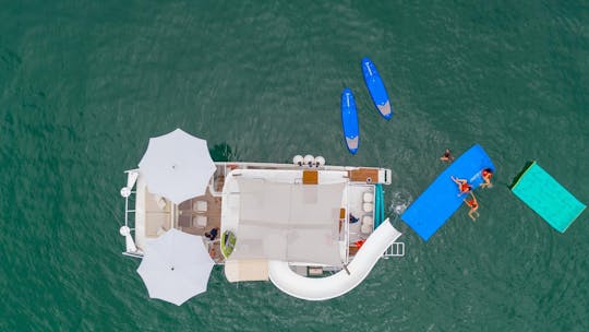 HERMOSO CATAMARÁN DE LUJO NUEVO EN PUERTO VALLARTA