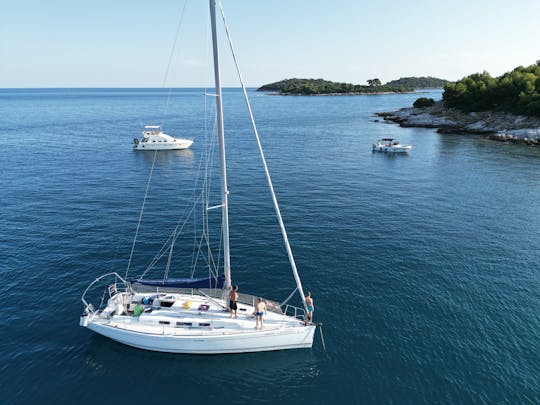 Legend Dufour Yacht 40 in Rovinj