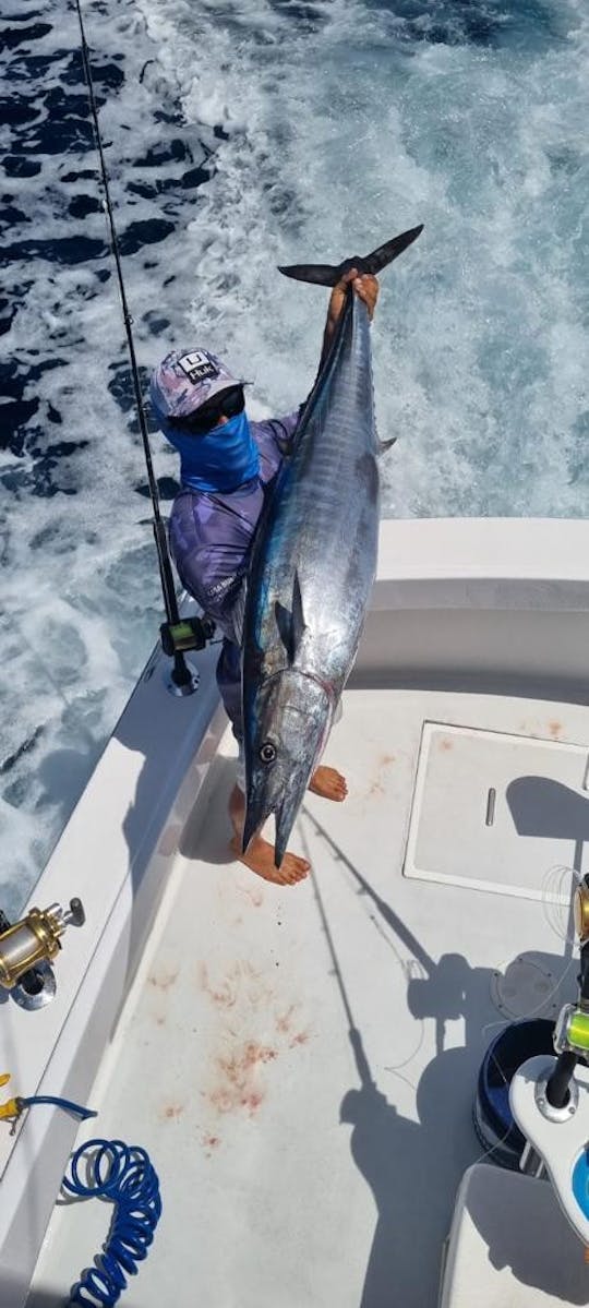 36' Hatteras Sport Fishing Boat for Charter in Jaco, Costa Rica