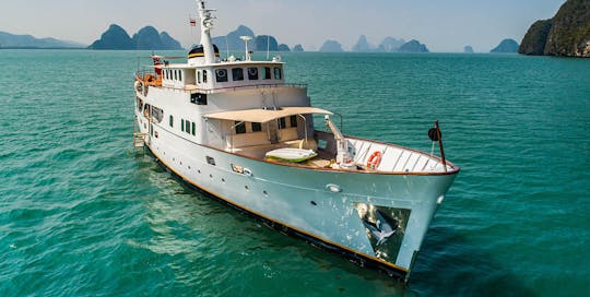 Camara C - Yarrow Yachts para alugar em Phuket 