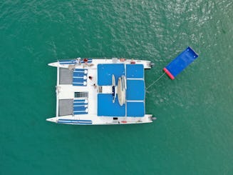 Catamarã de 47 pés para diversão e conforto - fretamento privado e com tudo incluído em Cabo