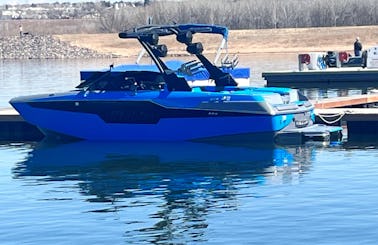 2022 Malibu M220 Wake / Surf Boat - Chatfield or options for Pueblo