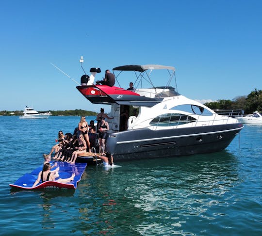 APROVEITE MIAMI EM AZIMUT 44 PÉS!