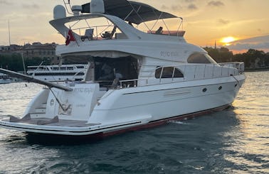 Enjoy luxury yacht with white swan 