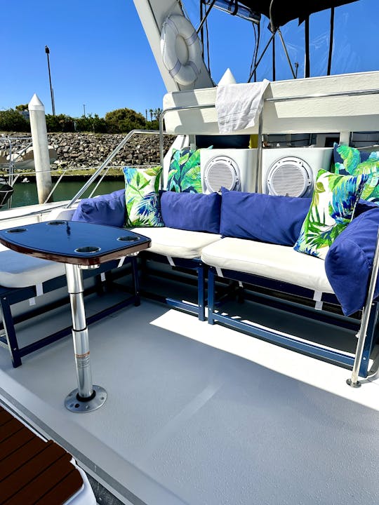 Yacht Paradise Party de 59 pieds 🥳 Musique 🎵 Danse 💃 Natation 👙 Floats 🦄 Nourriture 🧀