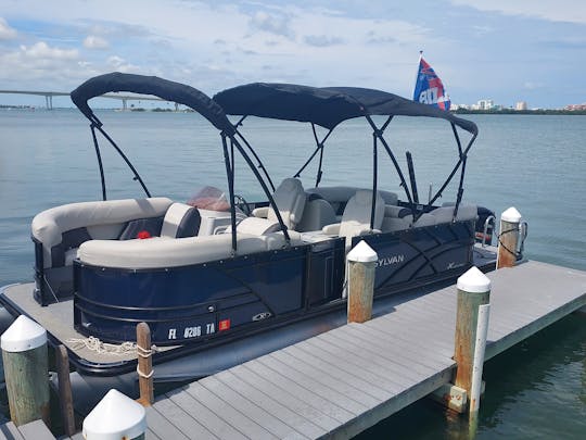 Sylvan Mirage x3 225 ch, carburant 2022 avec rampe de mise à l'eau Seminole