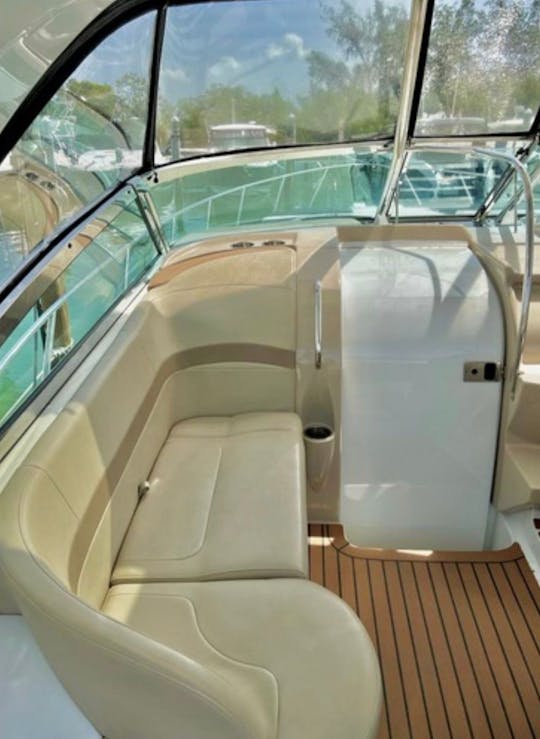Formula 40 ft GRINGA BOAT . Very Clean, 5 star customer service !