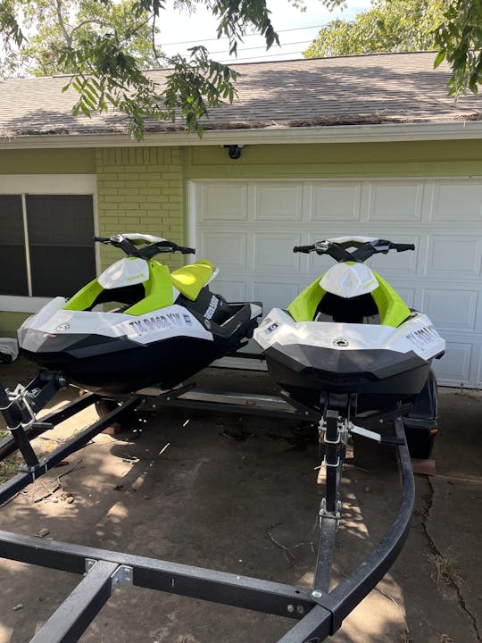 Sea-Doo SPARK 3 UP Jet Mobile Ski Rental