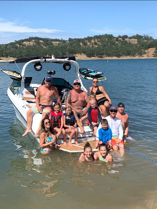 Water + Sun = Lasting Memories | Super Air Nautique 230 Boat