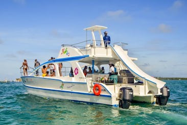 Excursion privée en catamaran à Punta Cana : bateau de fête+plongée en apnée