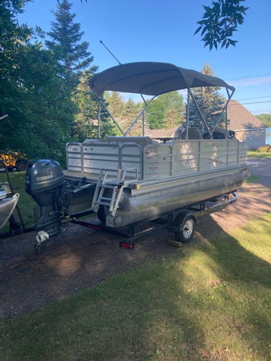 21ft South bay Pontoon Rental