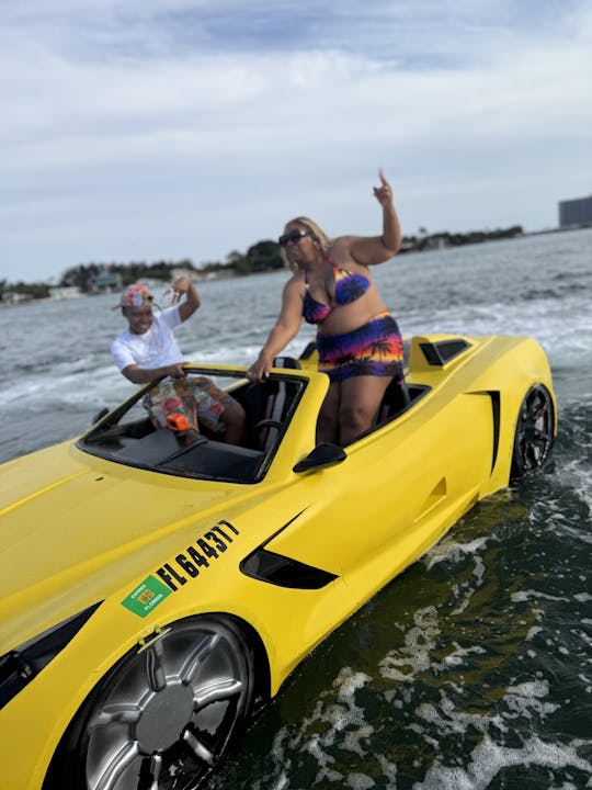 Location de jetcar à Miami + Croisière en bateau gratuite dans la baie de Biscayne