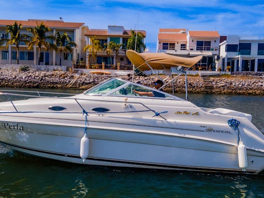 Yacht à moteur Sea Ray de 22 pieds à La Perla del Pacifico