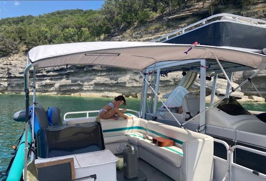 OFFRES SPÉCIALES DU WEEK-END ET DU DIMANCHE 🤑🥳😎 À BORD ! Lake Travis, 24 pieds, 8 places 