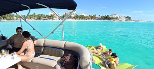 Location de bateau familial Ponton #GMBPONTOON de 30' à Cancún 