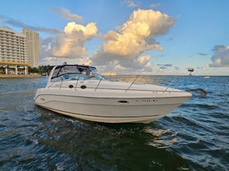 Rinker Fiesta V 340 Yacht | Hora grátis quando você reserva 4 horas!!