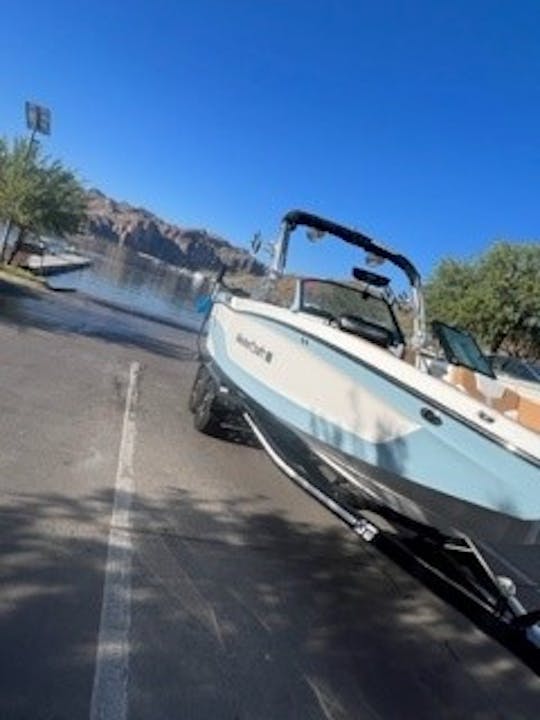 2023 Mastercraft XT Quality Boat Rental with Captain Mike on Saguaro Lake