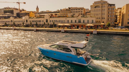 Location de yacht à moteur de luxe de 39 pieds à Istanbul