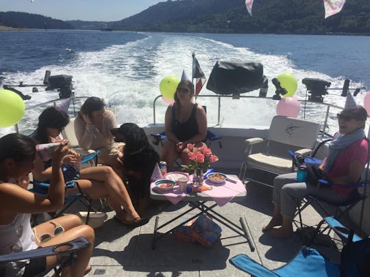 Beautiful 40ft Monk McQueen Motor Yacht