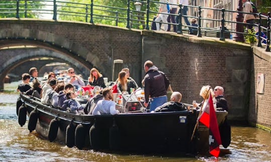 30-35 persons: 'Oceans Canal Boat' in Amsterdam, Netherlands (100% electric)