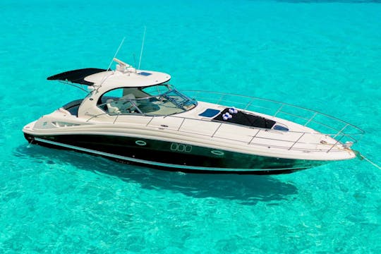 Yate Sea Ray Sundancer de 44 pies en Cancún, Quintana Roo