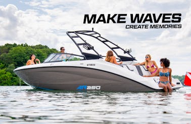 Jetboat: Miami Fun on Yamaha AR250!