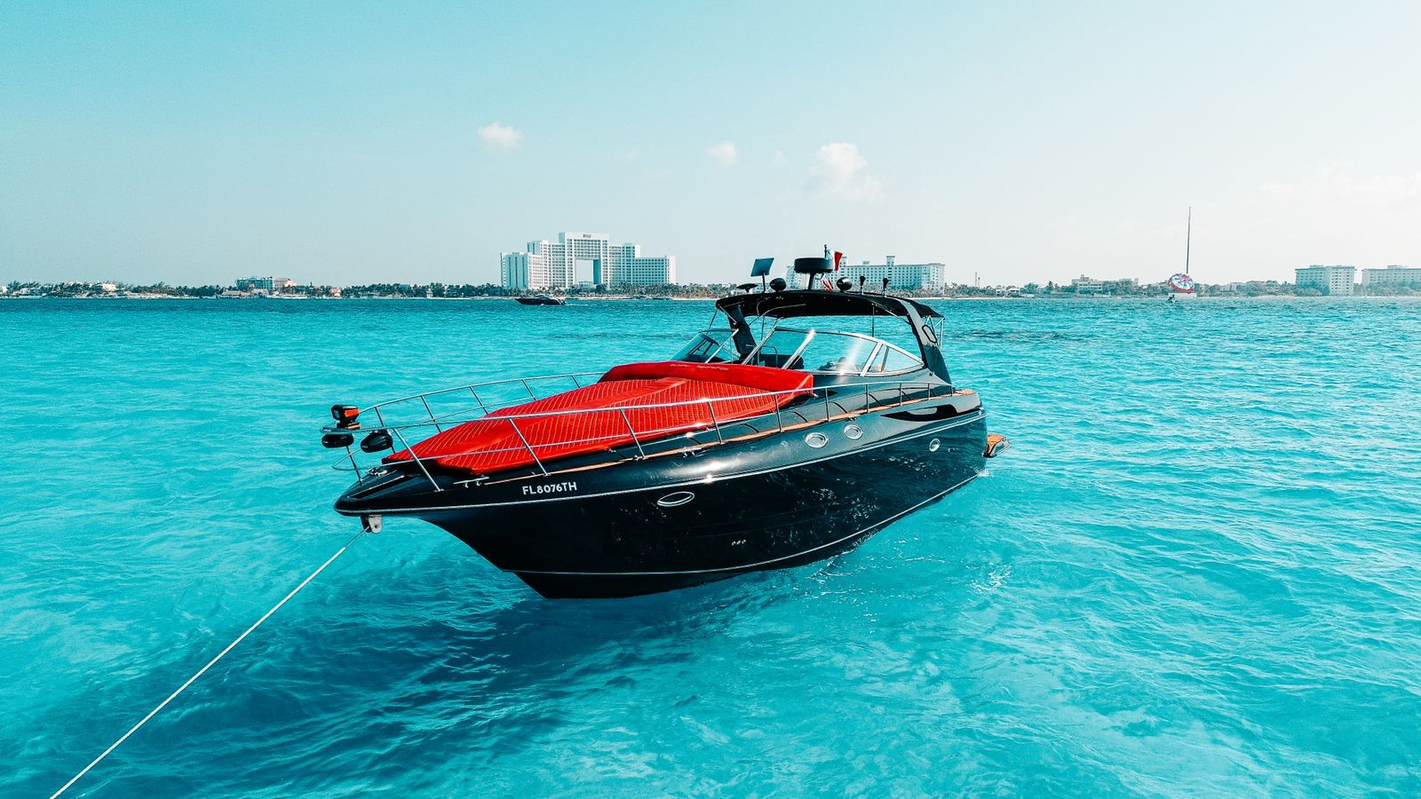 GORGEOUS 44ft CANCUN BLACK Tempatation free Jetski on 6 hour