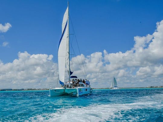 Catamarán de vela Lagoon de 44 pies 