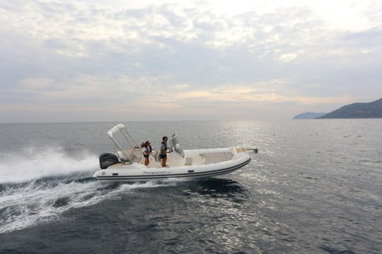 Location de Capelli Tempest 700 RIB sur la Côte d'Azur, France