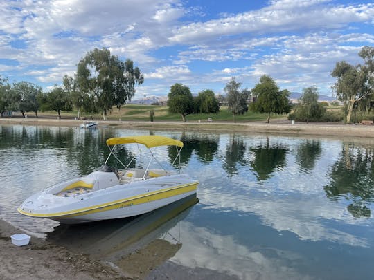 Tahoe 22ft Deck Boat for Family Fun - Multi Day Discount + Extras