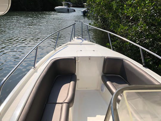 Center Console Boat Rental in Santa Marta, Inca inca or bahía concha 