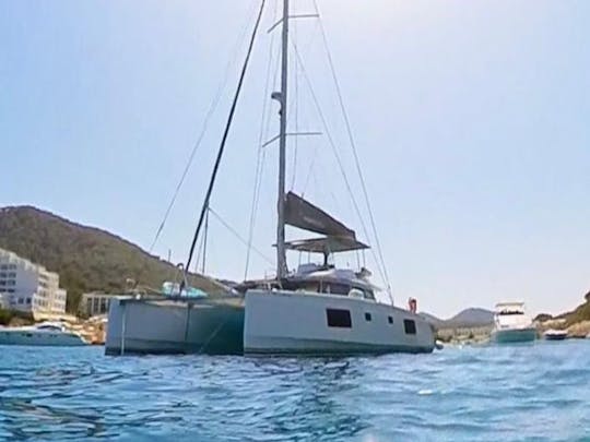 Catamarã Nautitech Fly Sailing de 45 pés Ibiza-Formentera