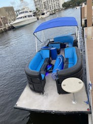 Prezidential 24ft Party Pontoon - Best experience on the water you'll ever have!
