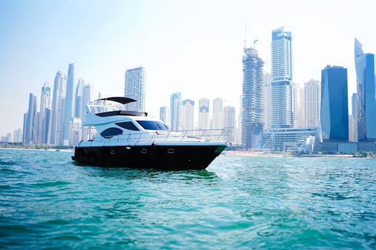 Luxury Azimuth 2024 New 60 FT jusqu'à 20 personnes à Dubaï Meilleure offre