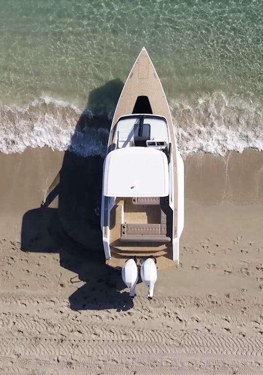Exuma Neoclássico Beach Delight | Iate a motor Magnolia de 79 pés