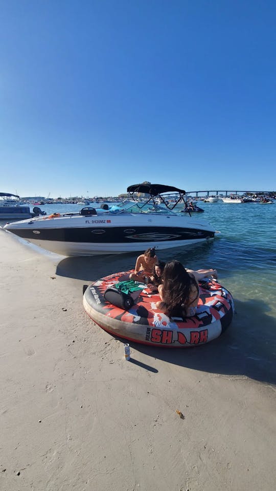 Profitez de la journée en famille et entre amis à Peanut Island & Sandbar