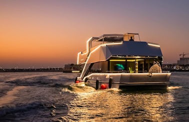 Luxury Yacht Charter with a Crew, 65ft., 30 guests. Abu Dhabi | Emirates Palace