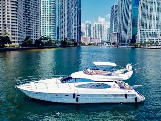 Enjoy Miami In NEW Azimut 60ft !!!