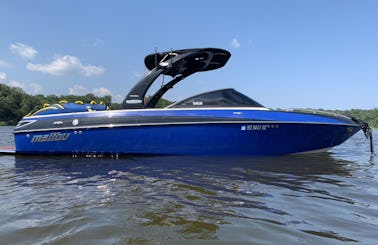2007 Malibu WAKESETTER 21.6 with WEDGE surf gate and extra ballast bags 