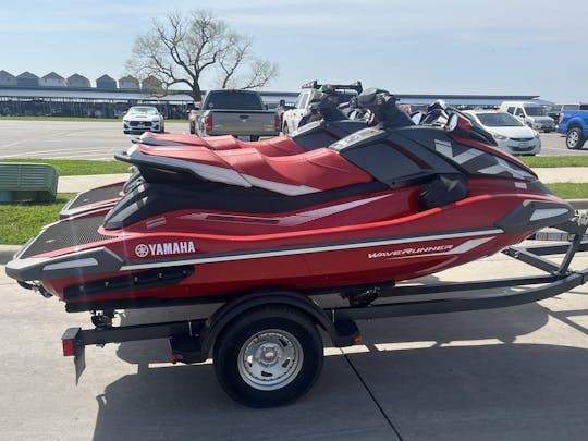 Surfe nas ondas!! No Lago Ray Hubbard!! Alugue jet ski de primeira linha 