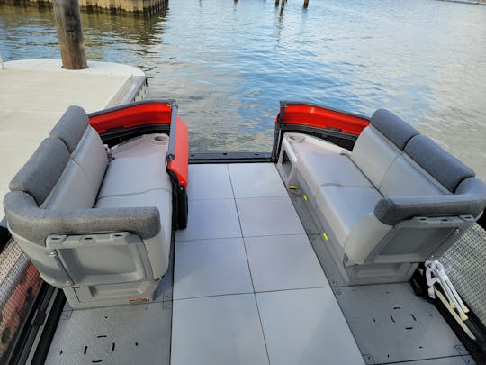 Not Your Average Pontoon: Seadoo Switch Cruise 21'
