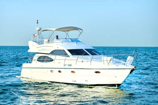 Charter Spacious 55' Yacht 3 bedroom up to 18 Guest in Dubai Marina 