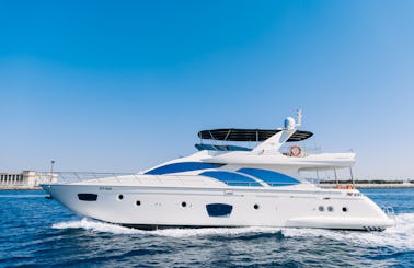 Yacht charter in Dubai · Azimut — Azimut 75 (2009)
