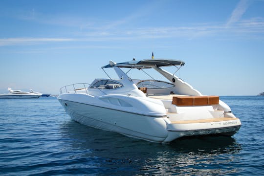 プロヴァンス-アルプ-コートダジュール、ゴルフジュアンでのSunseeker 48モーターヨットのレンタル