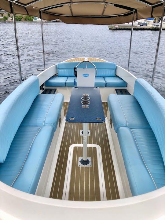 Bateau Fantail électrique à louer à Lake Union
