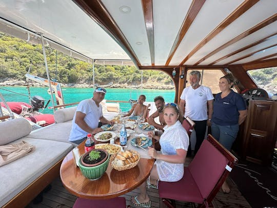 Barco privado diário em Bodrum | Sailing Gullet de 65 pés