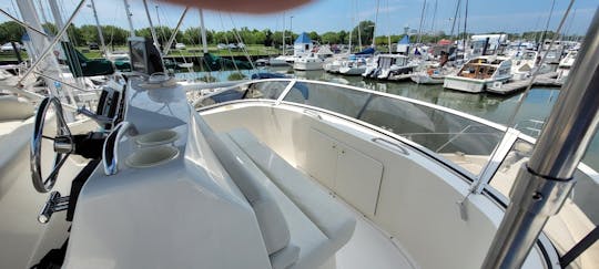 44ft Silverton Cruising Yacht for fun & fuel included!