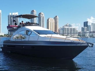 ENJOY MIAMI IN AZIMUT 44FT!